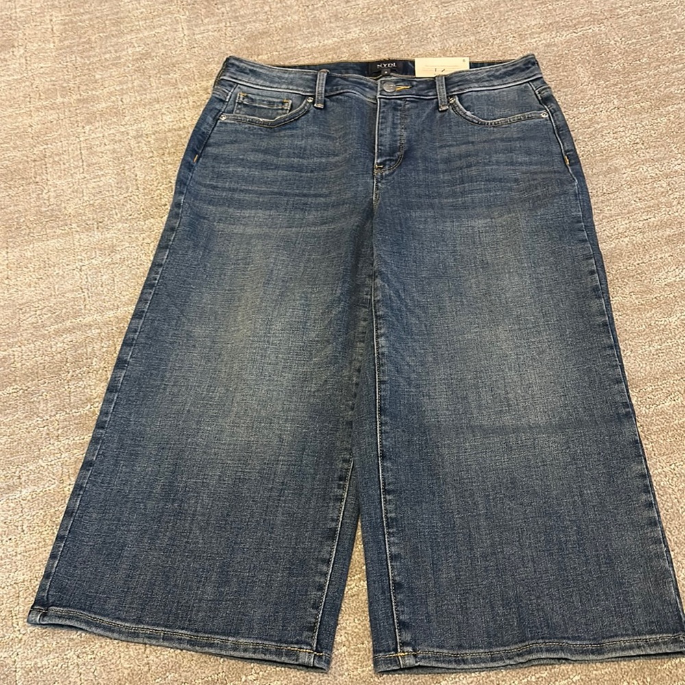 NWT- NYDJ size 8 wide leg crop pedal jeans